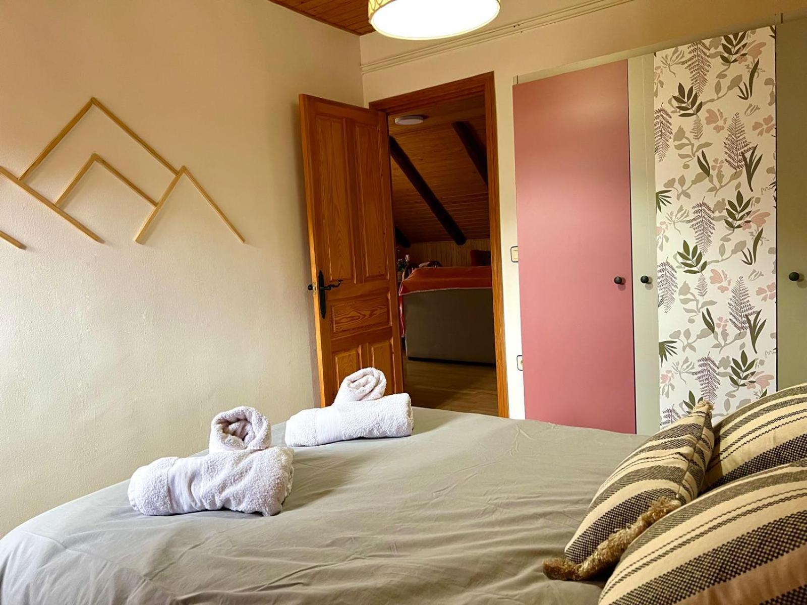 Apartamento La Buhardilla Del Boscache San Juan De Plan Bagian luar foto